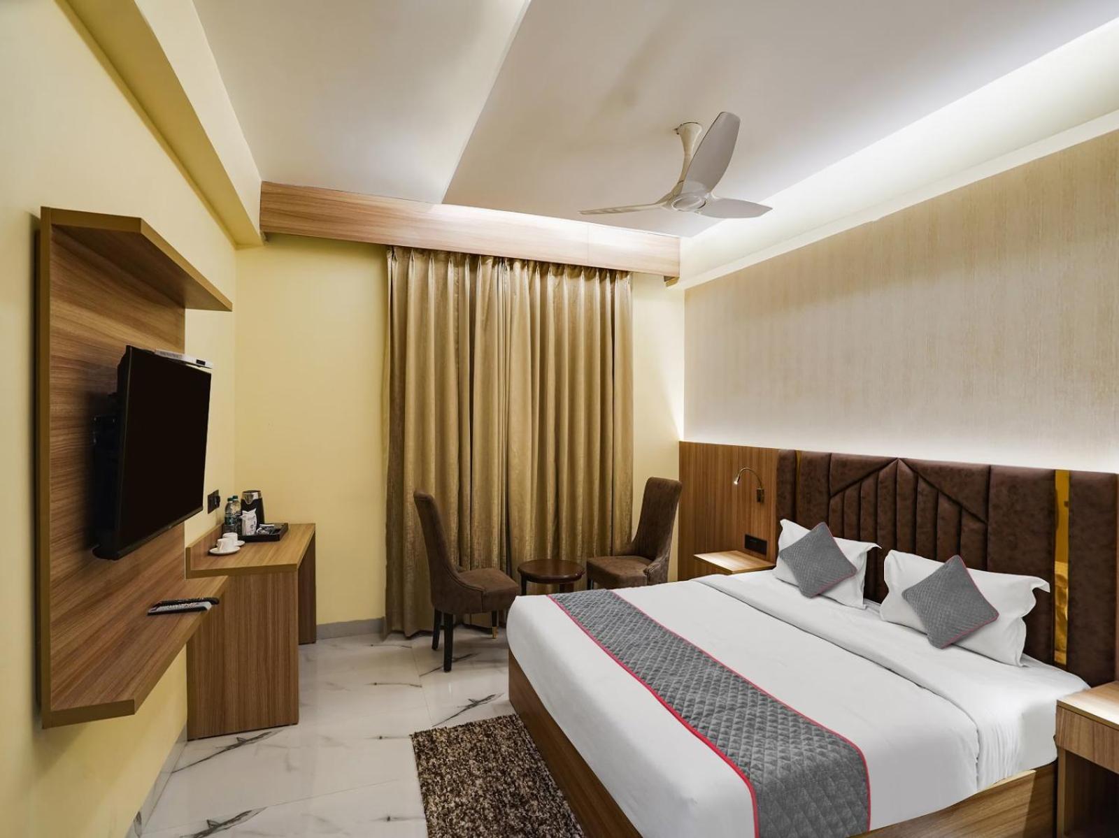 Aerotech Near Delhi Airport 4* New Delhi