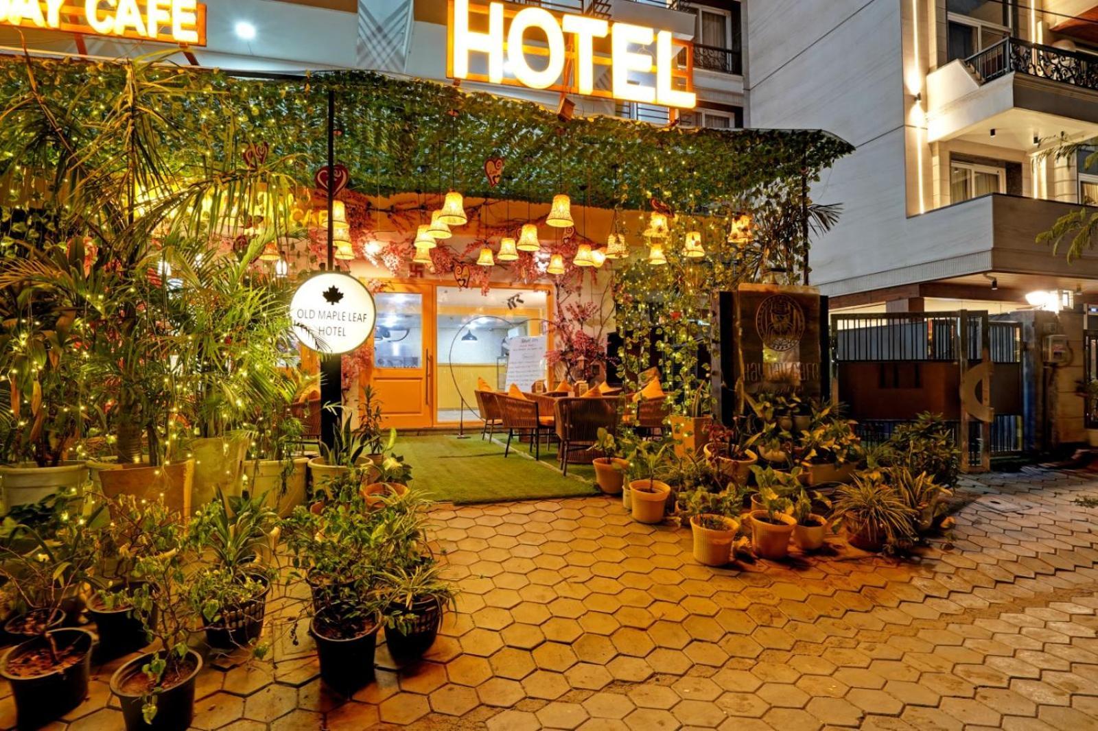 Aerotech Near Delhi Airport Hotel New Delhi
